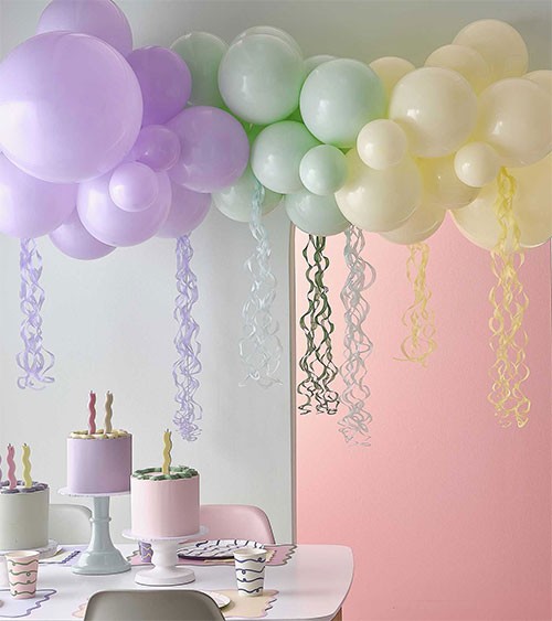 Ballongirlande mit Tasseln - lavendel, hellgrün, gelb - 45-teilig