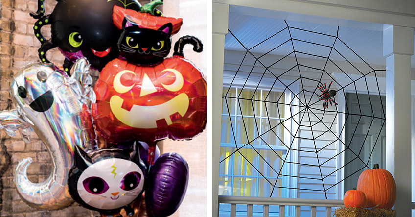 Halloween-Folienballons und Spinnennetze als spooky Deko für den Türbereich