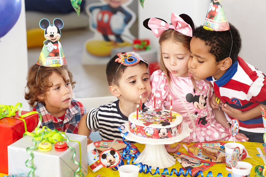 Mit Micky Maus, Minnie und ihren Freunden wird der Kindergeburtstag mäusestark