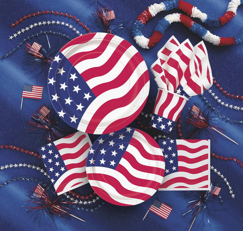 Als Tischdekoration bietet sich ein bunter Mix mit U.S. Flagge an