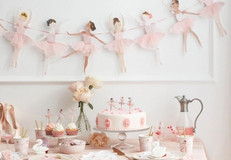 Originelle Partydeko für den Kindergeburtstag mit Ballerinas von Meri Meri