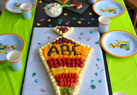 Der ABC-Kuchen als Schultüte ist originell und einfach zum Schulanfang