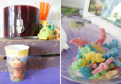 Trolli Dinosaurier Gummibären für den Kindergeburtstags Sweet Table